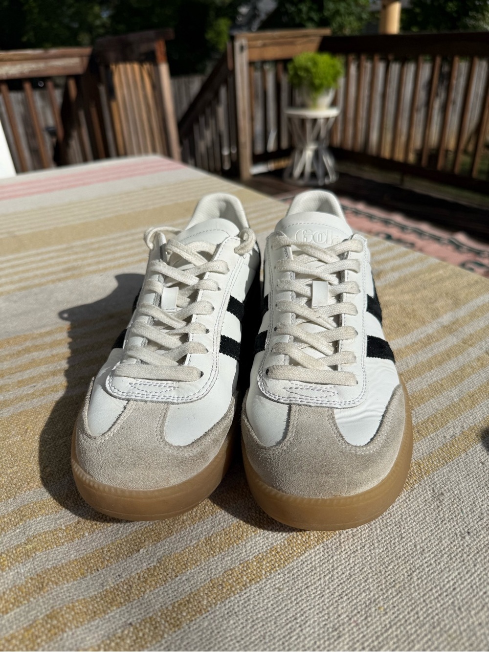Gola Women’s Viper Sneakers - Picture 2 of 4
